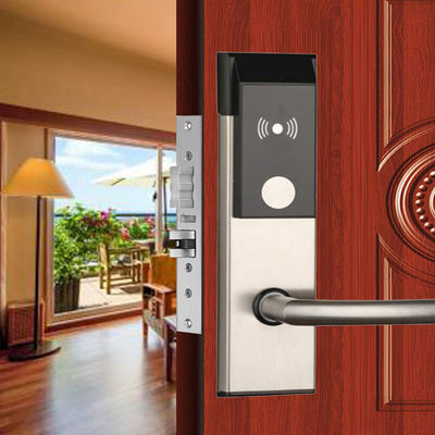 4 Warna Hotel Smart Door Lock Kartu Kunci RFID Opsional Dengan Perangkat Lunak Bebas Keamanan
